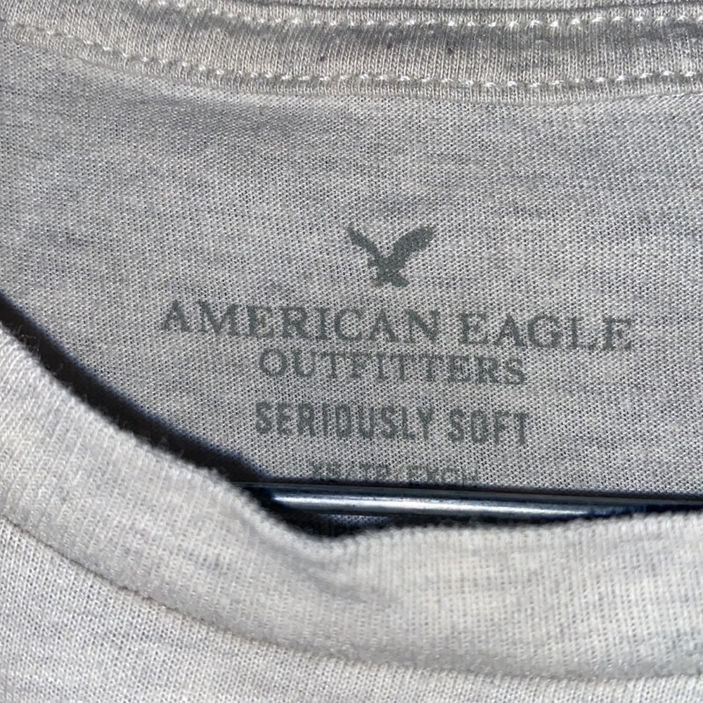 Grey shirt - Picture 3 of 3